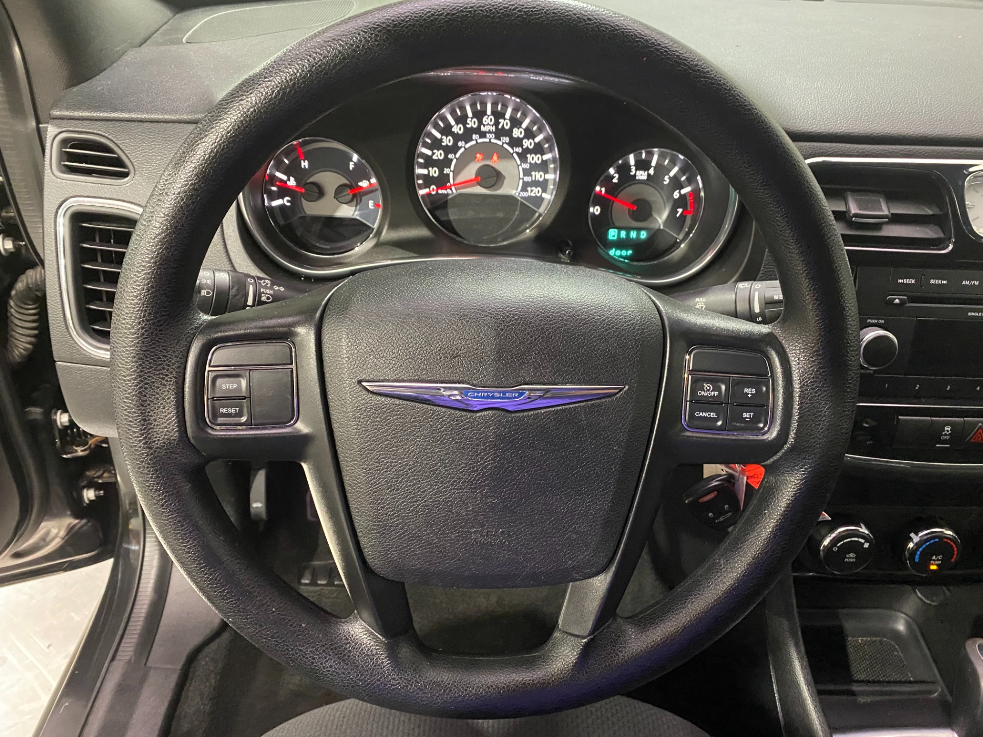 Used-2014-Chrysler-200-LX-FWD