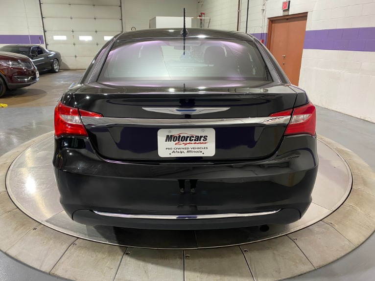 Used-2014-Chrysler-200-LX-FWD