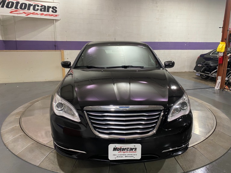 Used-2014-Chrysler-200-LX-FWD
