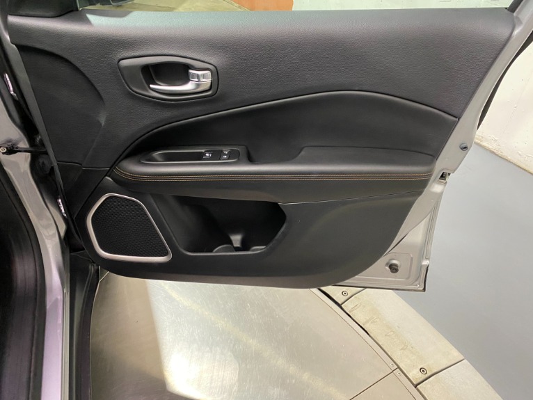 Used-2018-Jeep-Compass-Limited-4X4