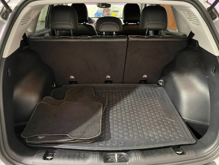 Used-2018-Jeep-Compass-Limited-4X4