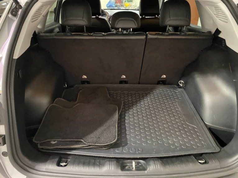 Used-2018-Jeep-Compass-Limited-4X4