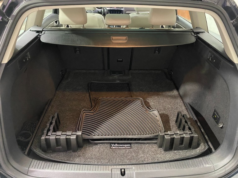 Used-2018-Volkswagen-Golf-Alltrack-TSI-SE-4Motion