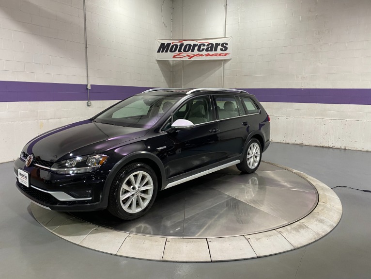 Used-2018-Volkswagen-Golf-Alltrack-TSI-SE-4Motion