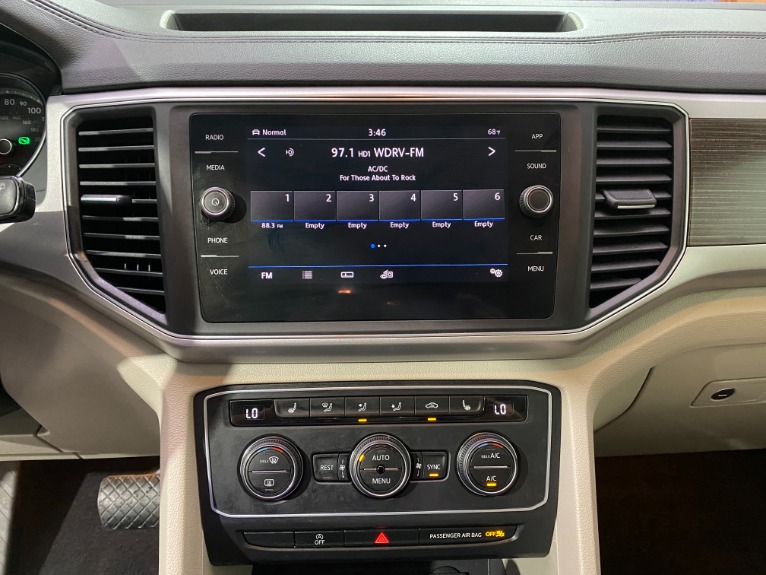 Used-2018-Volkswagen-Atlas-V6-SE-4Motion