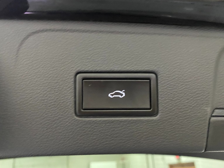 Used-2018-Volkswagen-Atlas-V6-SE-4Motion
