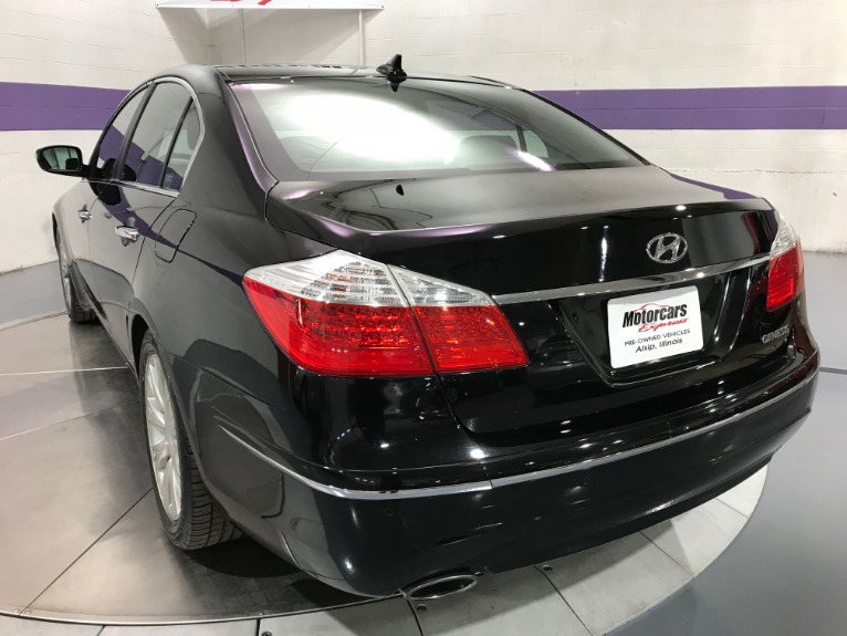 Used-2009-Hyundai-Genesis-38L-V6