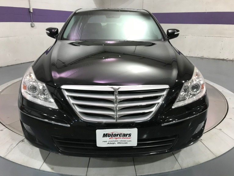 Used-2009-Hyundai-Genesis-38L-V6