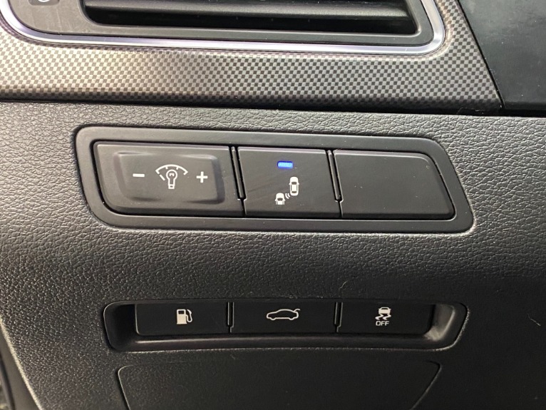 Used-2015-Hyundai-Sonata-Sport-FWD