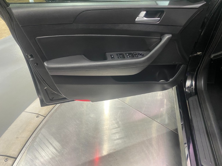 Used-2015-Hyundai-Sonata-Sport-FWD