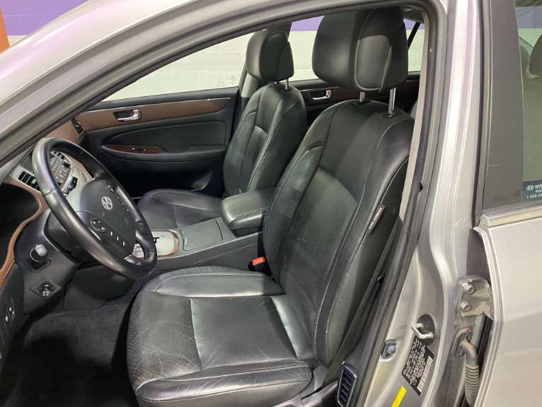 Used-2009-Hyundai-Genesis-38L-V6-RWD