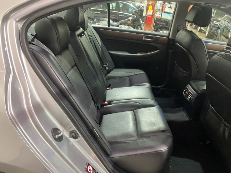 Used-2009-Hyundai-Genesis-38L-V6-RWD