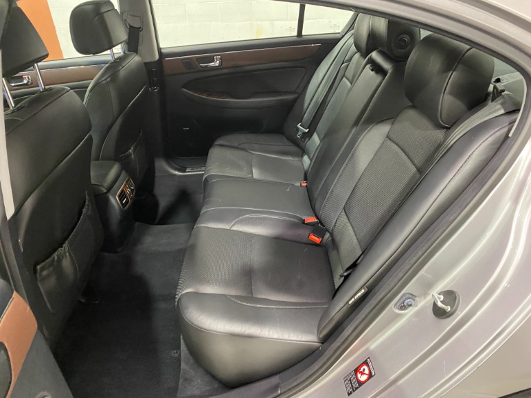 Used-2009-Hyundai-Genesis-38L-V6-RWD