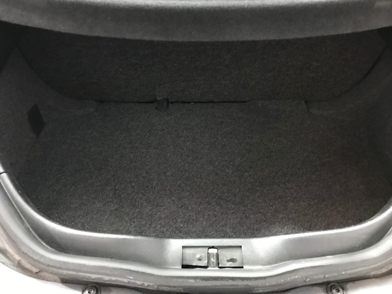 Used-2008-Volkswagen-New-Beetle-S