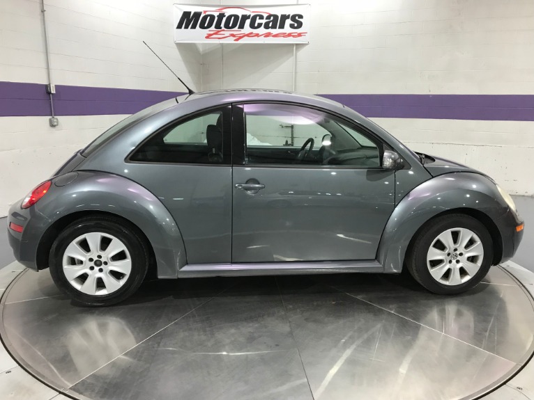 Used-2008-Volkswagen-New-Beetle-S
