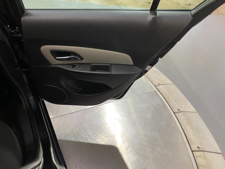 Used-2016-Chevrolet-Cruze-Limited-LS-Auto-FWD
