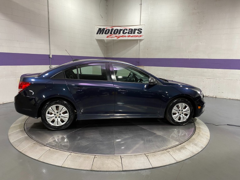 Used-2016-Chevrolet-Cruze-Limited-LS-Auto-FWD