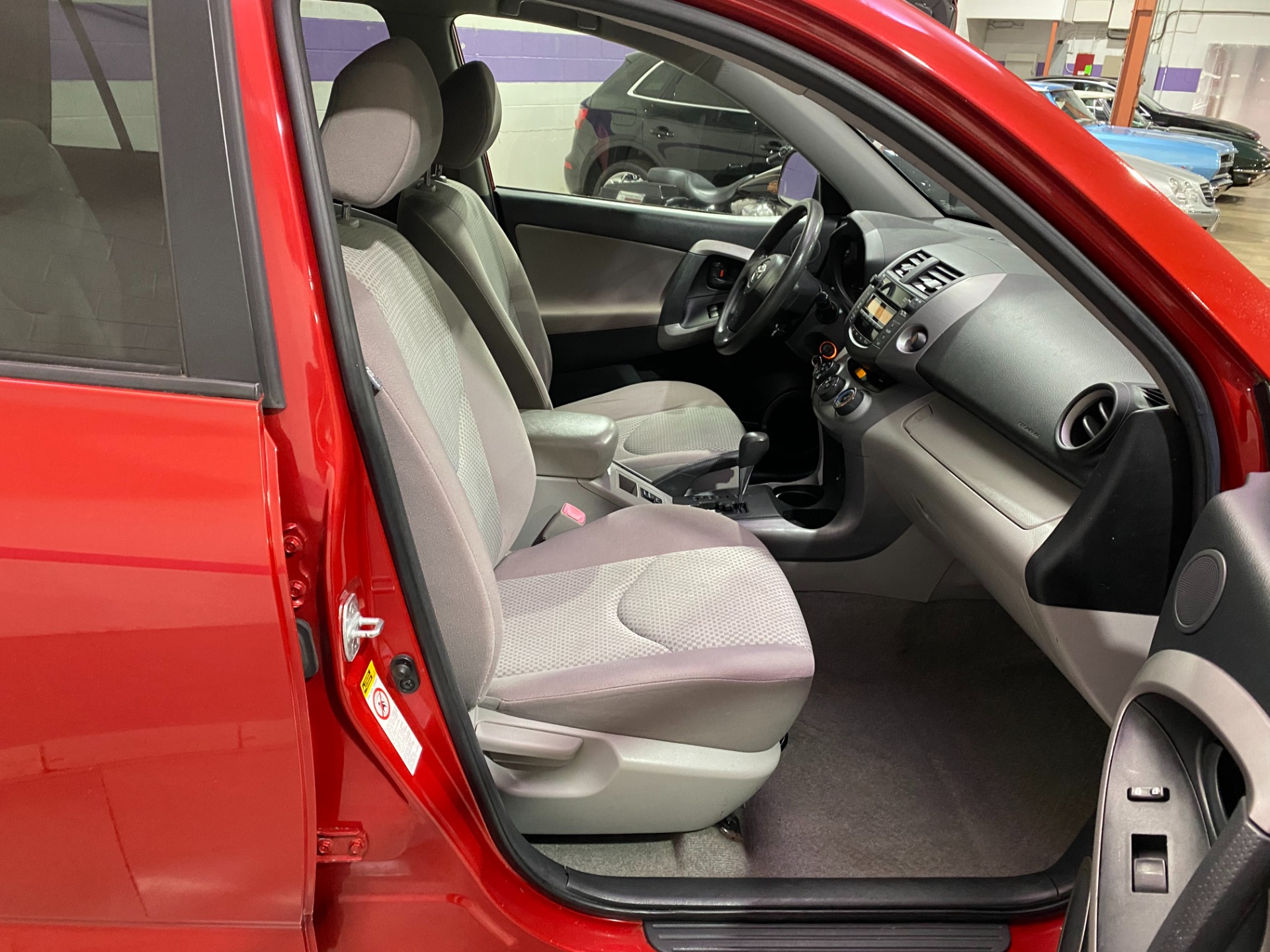 Used-2008-Toyota-RAV4-4X4