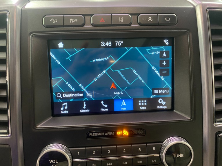 Used-2018-Ford-Expedition-Platinum-4X4
