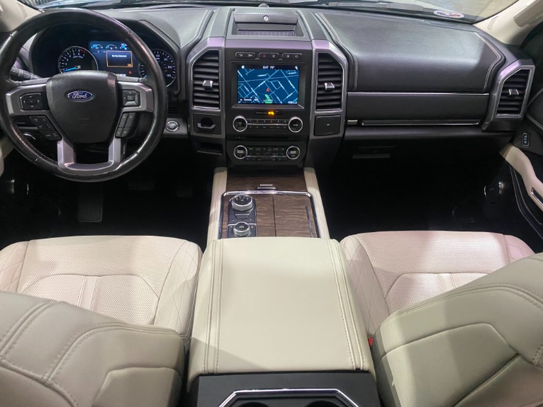 Used-2018-Ford-Expedition-Platinum-4X4