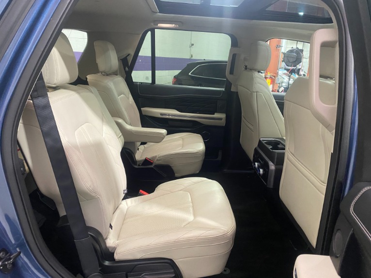 Used-2018-Ford-Expedition-Platinum-4X4