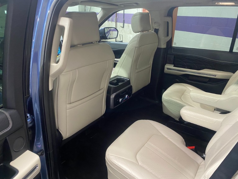 Used-2018-Ford-Expedition-Platinum-4X4