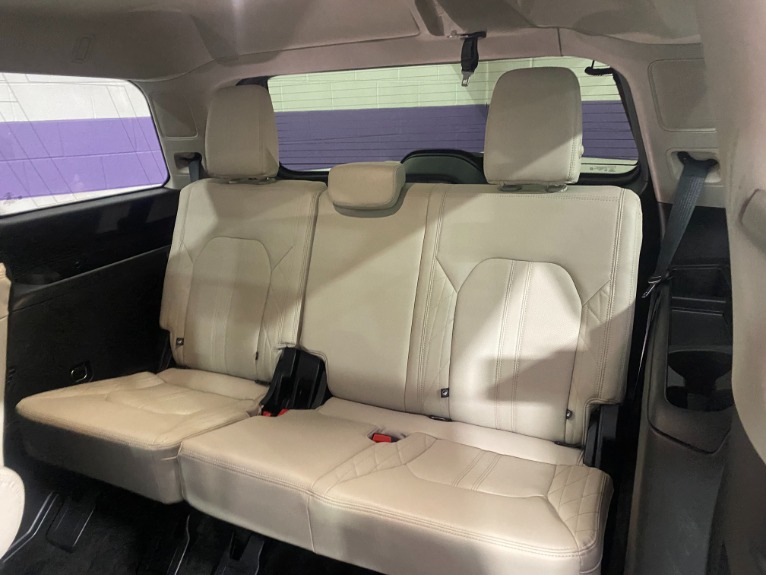 Used-2018-Ford-Expedition-Platinum-4X4