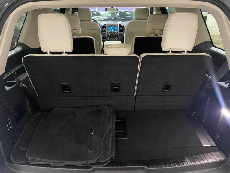 Used-2018-Ford-Expedition-Platinum-4X4