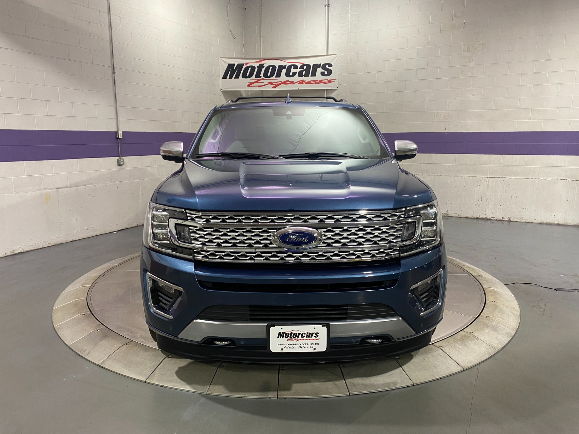 Used-2018-Ford-Expedition-Platinum-4X4