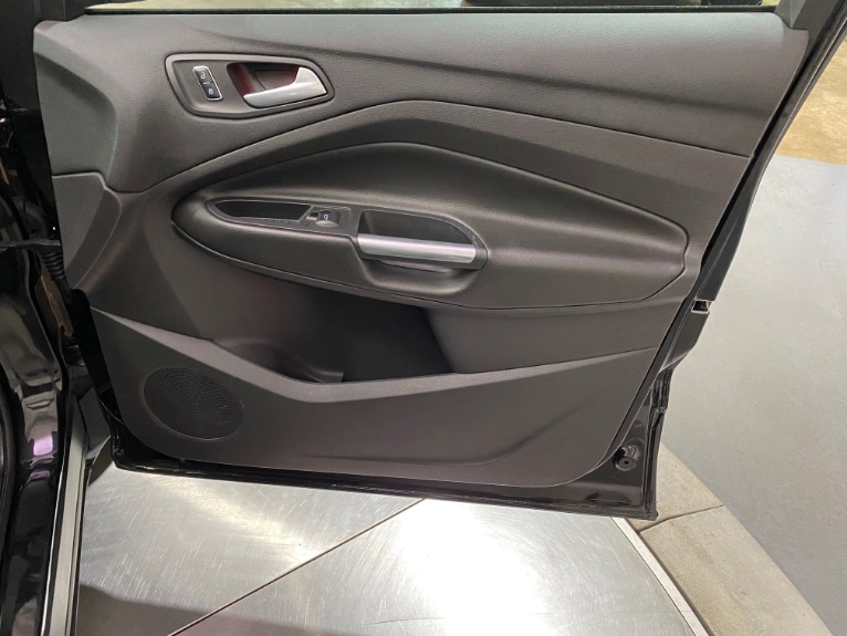 Used-2015-Ford-Escape-Titanium-FWD