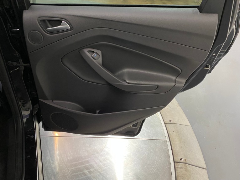 Used-2015-Ford-Escape-Titanium-FWD