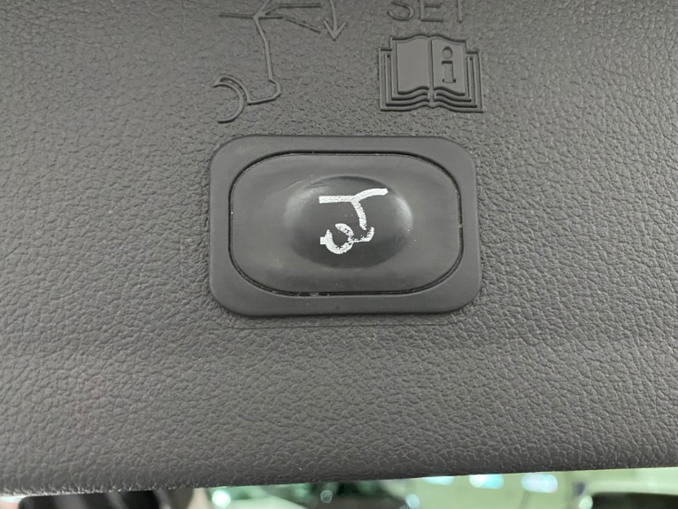 Used-2015-Ford-Escape-Titanium-FWD