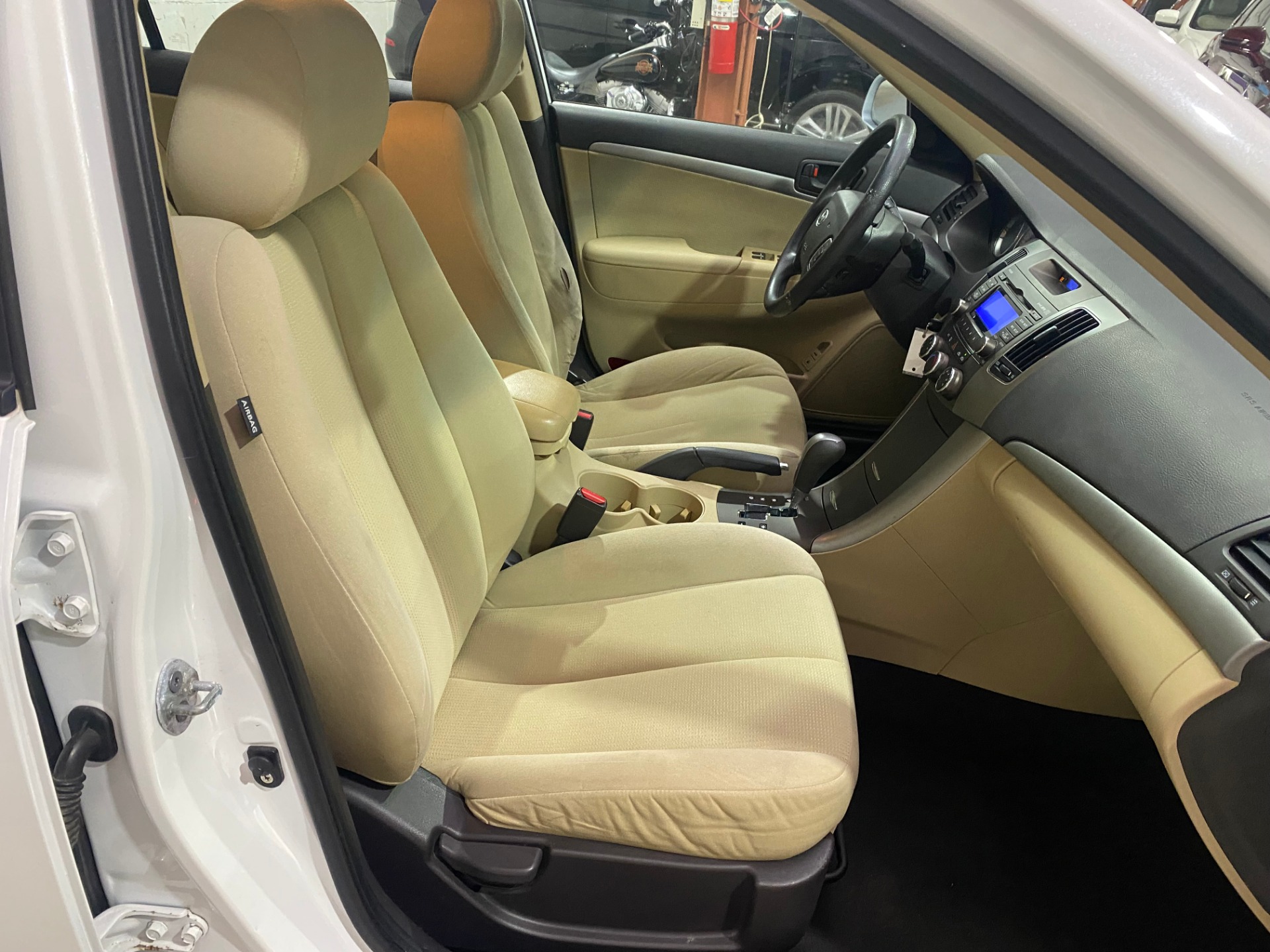 Used-2010-Hyundai-Sonata-GLS