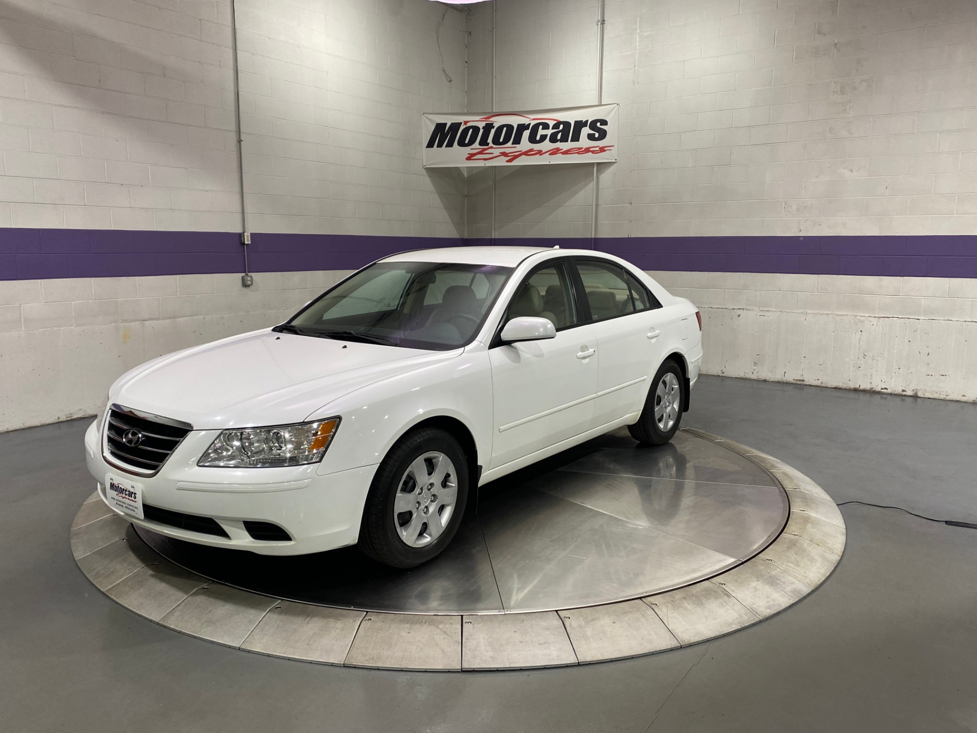 Used-2010-Hyundai-Sonata-GLS