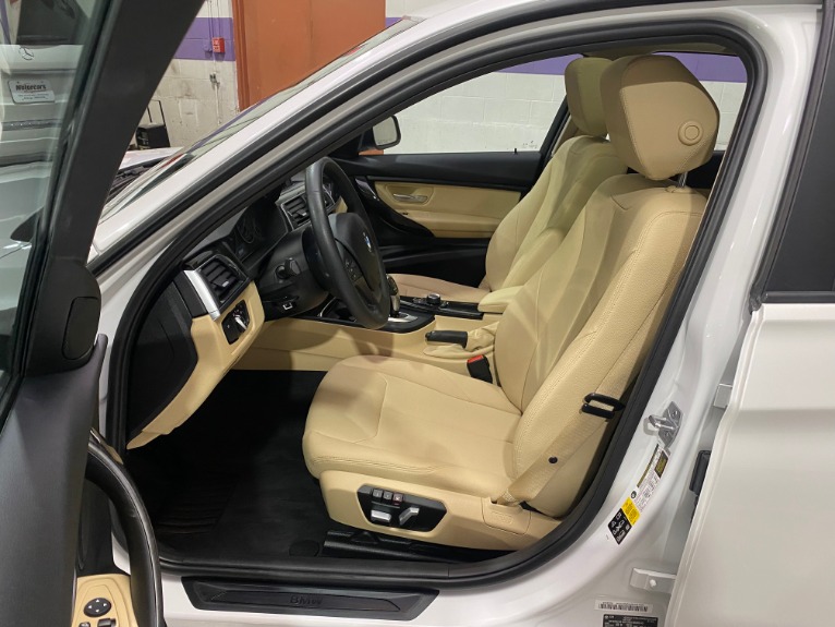 Used-2018-BMW-3-Series-320i-xDrive
