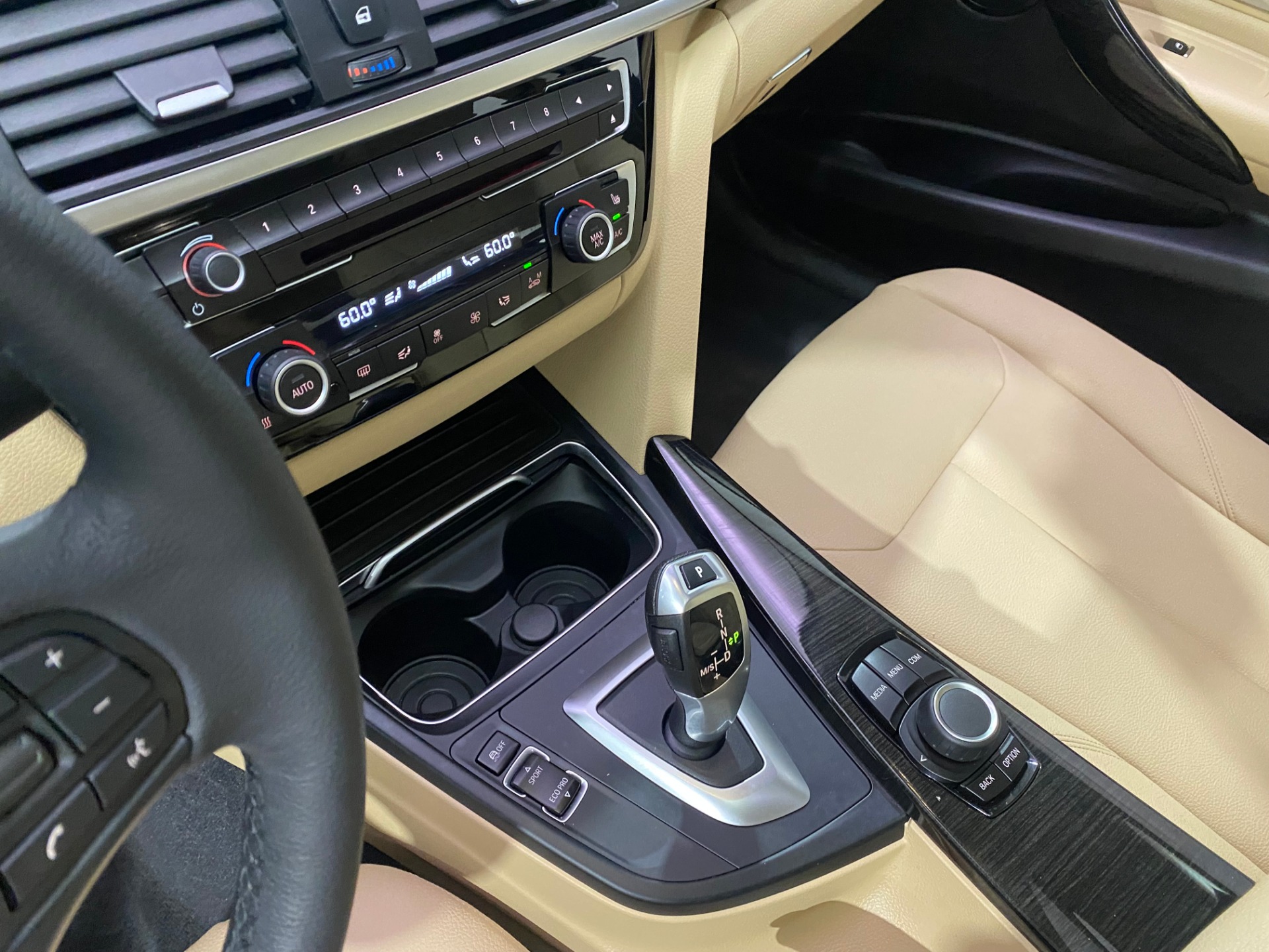 Used-2018-BMW-3-Series-320i-xDrive