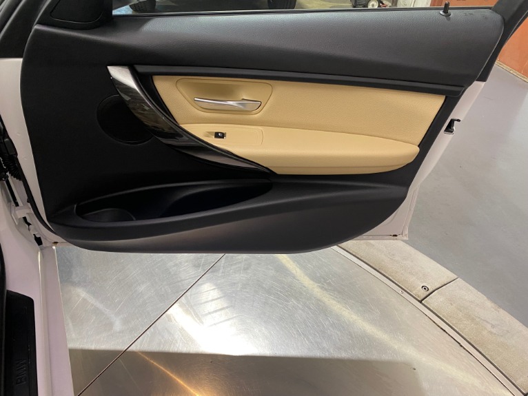 Used-2018-BMW-3-Series-320i-xDrive