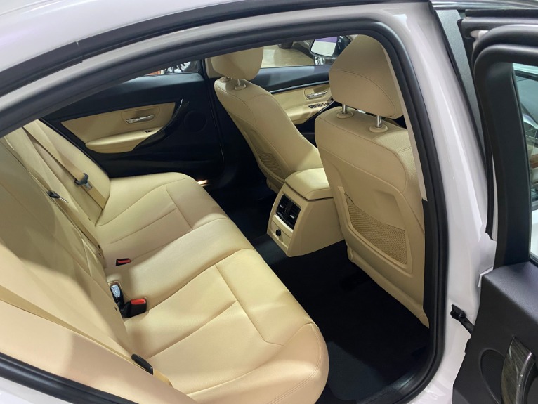 Used-2018-BMW-3-Series-320i-xDrive