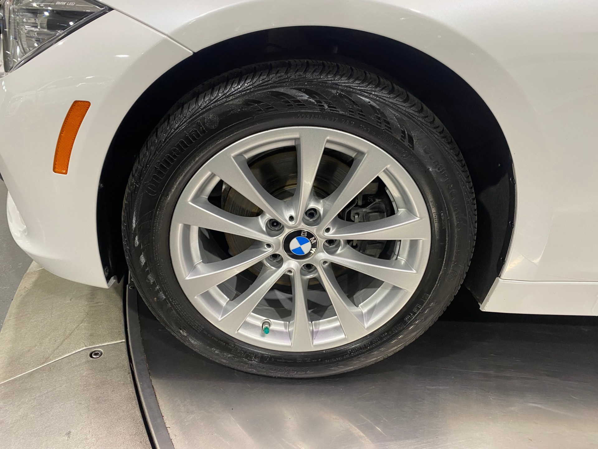 Used-2018-BMW-3-Series-320i-xDrive