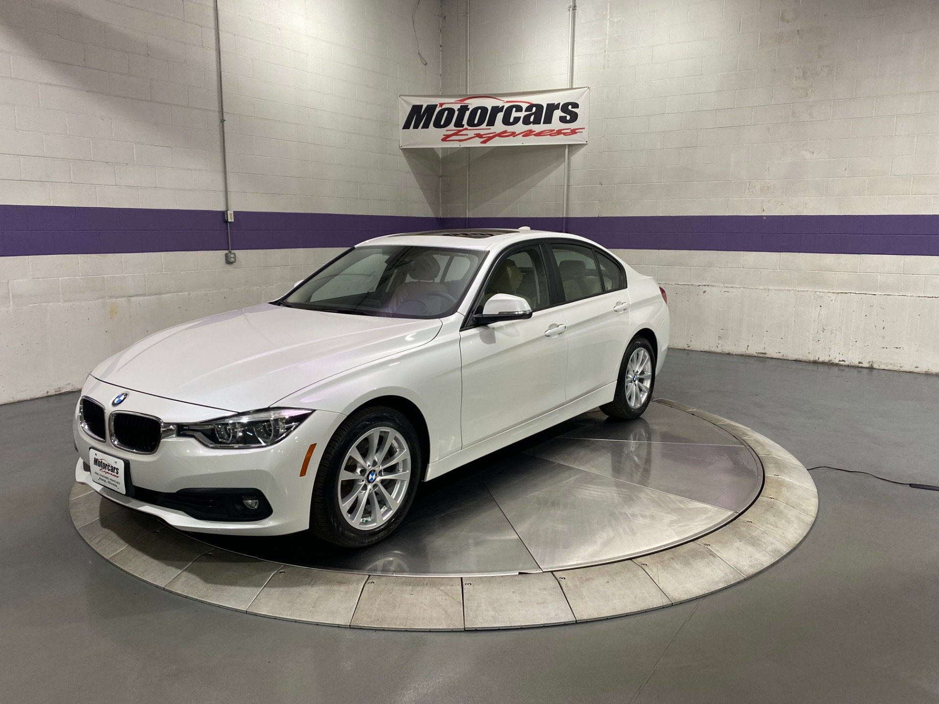 Used-2018-BMW-3-Series-320i-xDrive