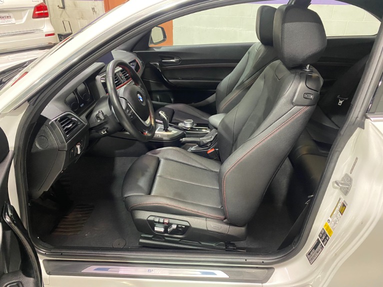 Used-2020-BMW-2-Series-230i-xDrive