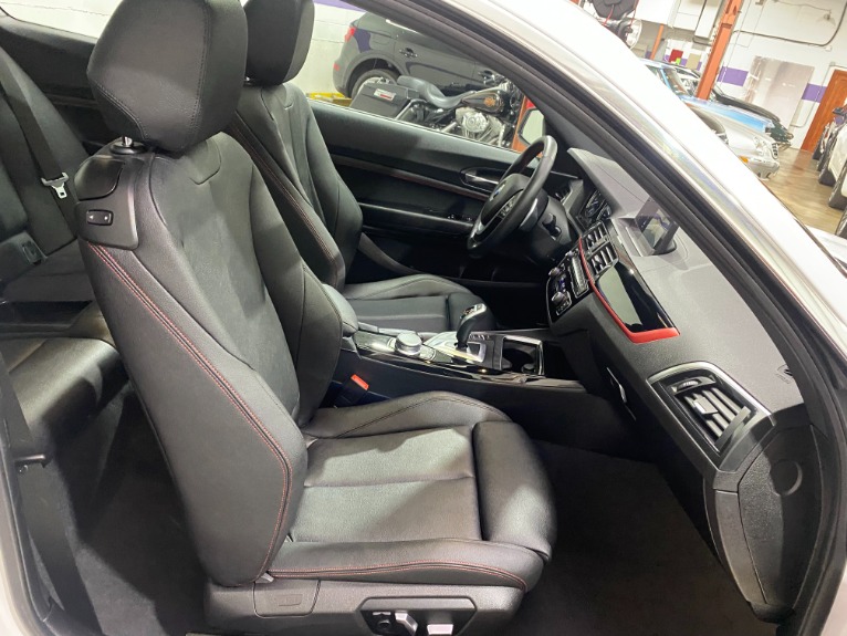 Used-2020-BMW-2-Series-230i-xDrive