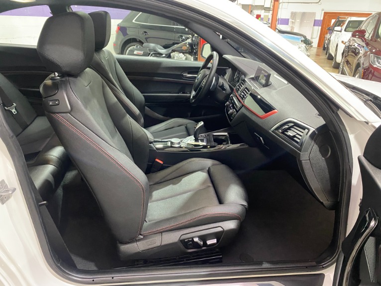 Used-2020-BMW-2-Series-230i-xDrive