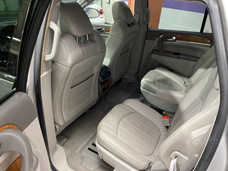 Used-2008-Buick-Enclave-CXL-FWD