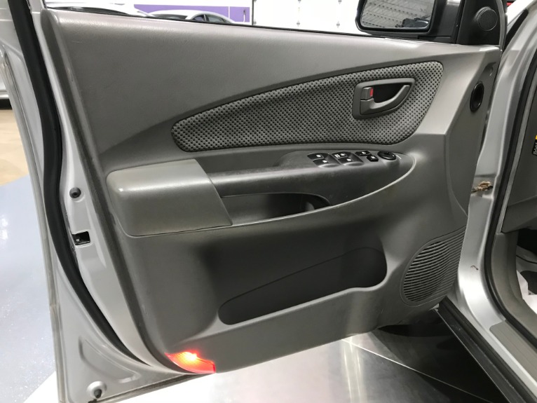 Used-2006-Hyundai-Tucson-GLS