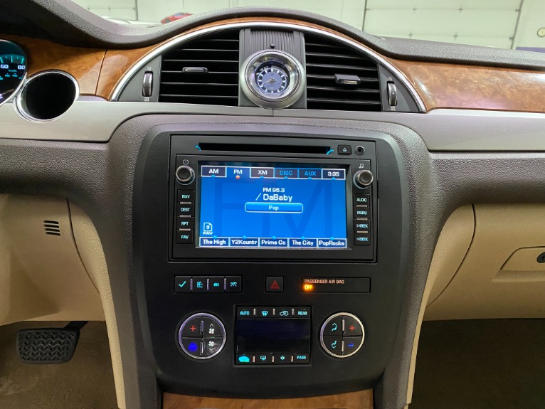 Used-2010-Buick-Enclave-CXL-AWD