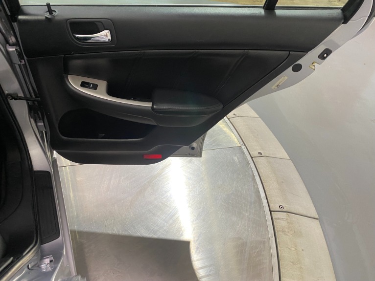 Used-2005-Honda-Accord-EX-V-6-FWD