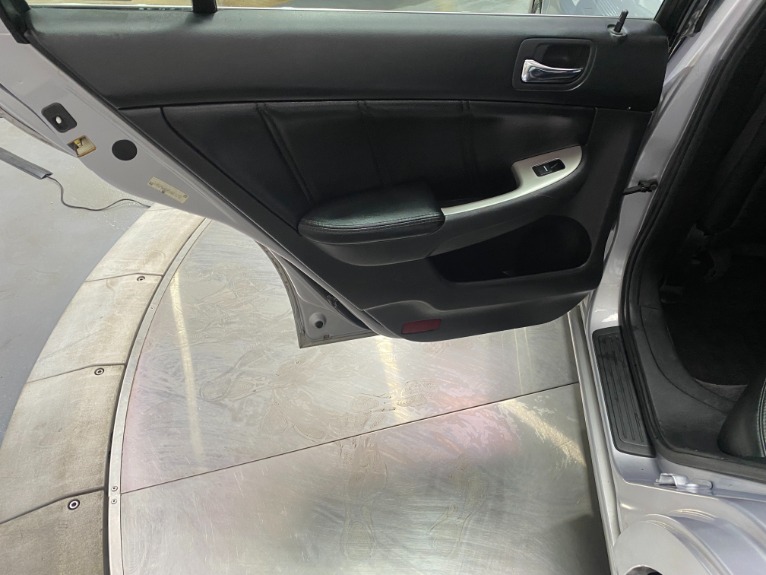 Used-2005-Honda-Accord-EX-V-6-FWD