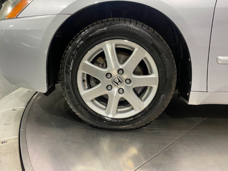 Used-2005-Honda-Accord-EX-V-6-FWD