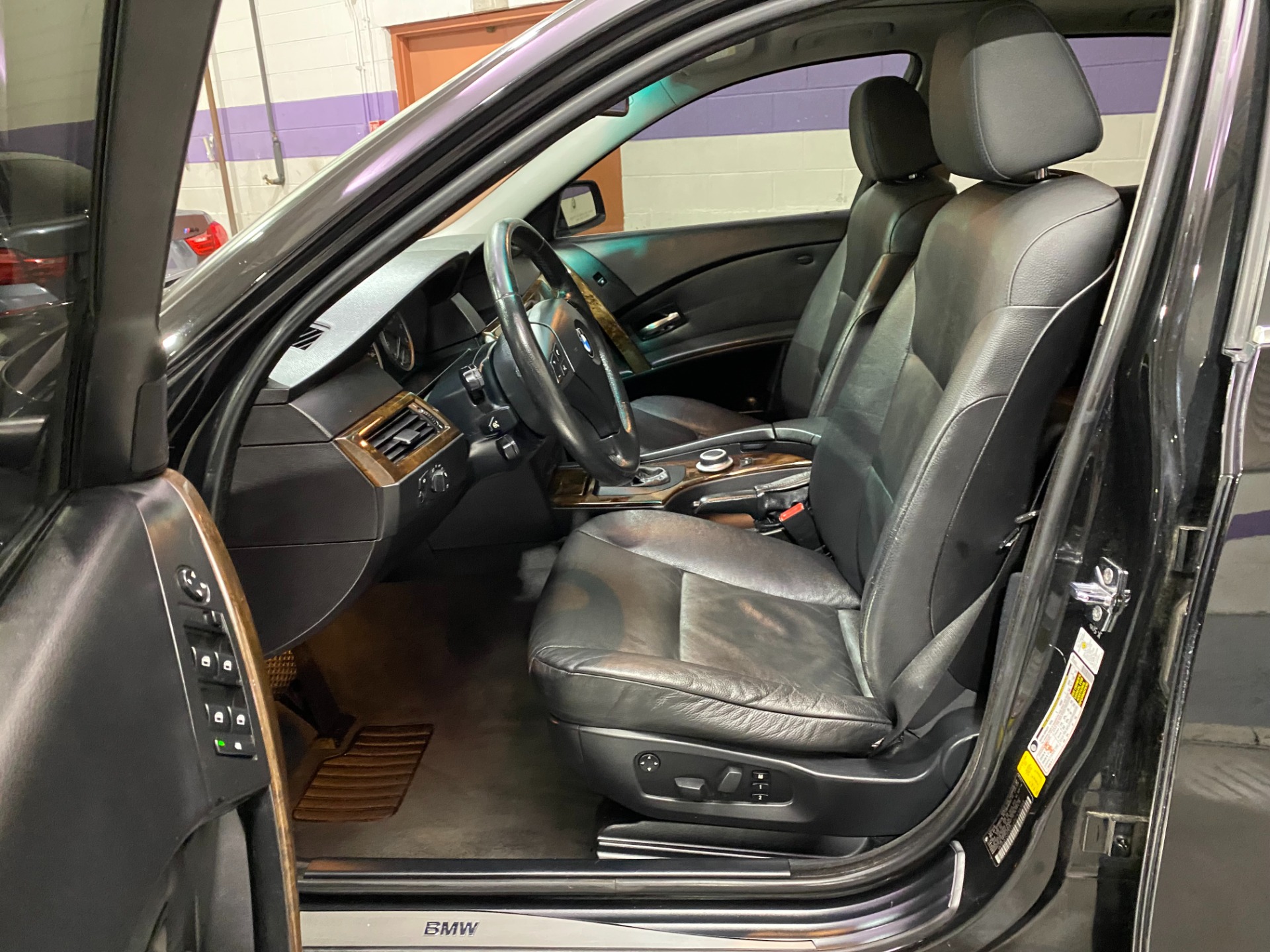 Used-2007-BMW-5-Series-525xi-AWD